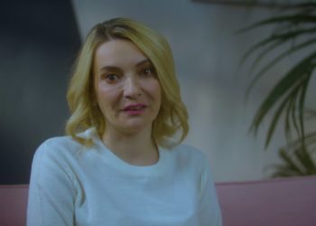 Врач и пациентка — вместе против ВИЧ!