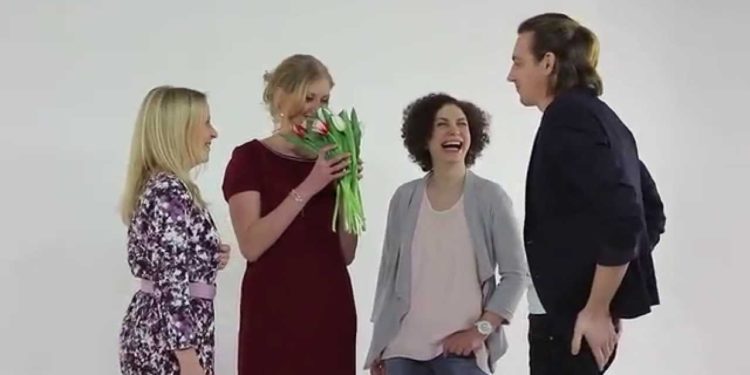 Мы открываем свои лица, чтобы Вы открыли нам свое сердце!