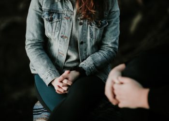 Почему люди с ВИЧ сходят с лечения?